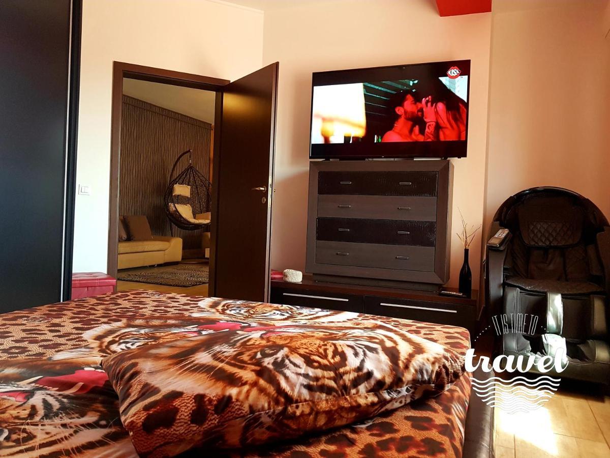 Yvo Lioness & Mamaia Nord Lejlighed Năvodari Eksteriør billede