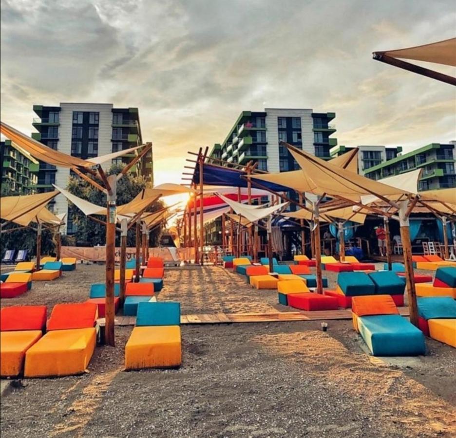 Yvo Lioness & Mamaia Nord Lejlighed Năvodari Eksteriør billede