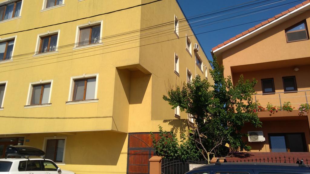 Yvo Lioness & Mamaia Nord Lejlighed Năvodari Eksteriør billede