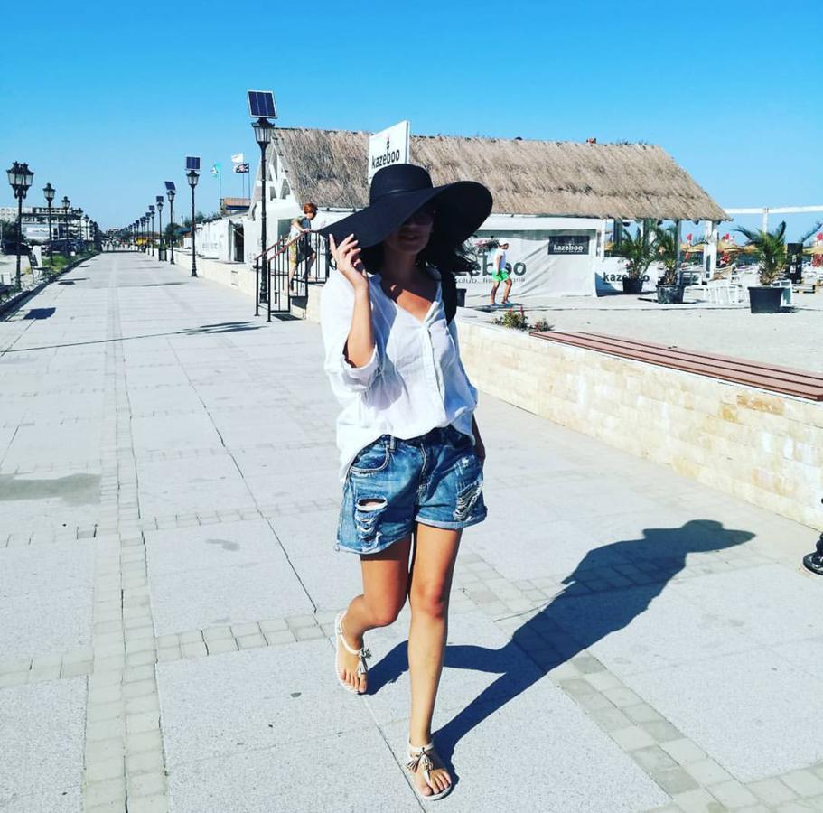 Yvo Lioness & Mamaia Nord Lejlighed Năvodari Eksteriør billede
