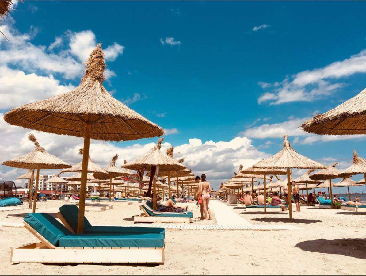Yvo Lioness & Mamaia Nord Lejlighed Năvodari Eksteriør billede