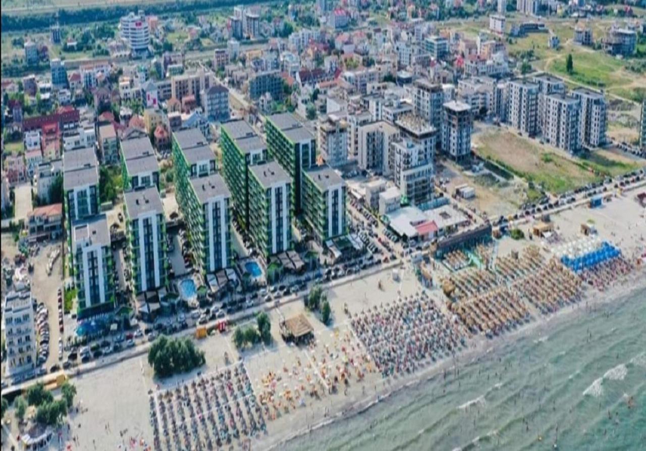 Yvo Lioness & Mamaia Nord Lejlighed Năvodari Eksteriør billede